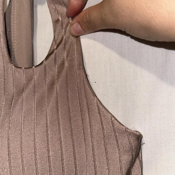 rose gold Aerie ribbed shine asymmetrical one piece swimsuit size medium - Picture 5 of 7